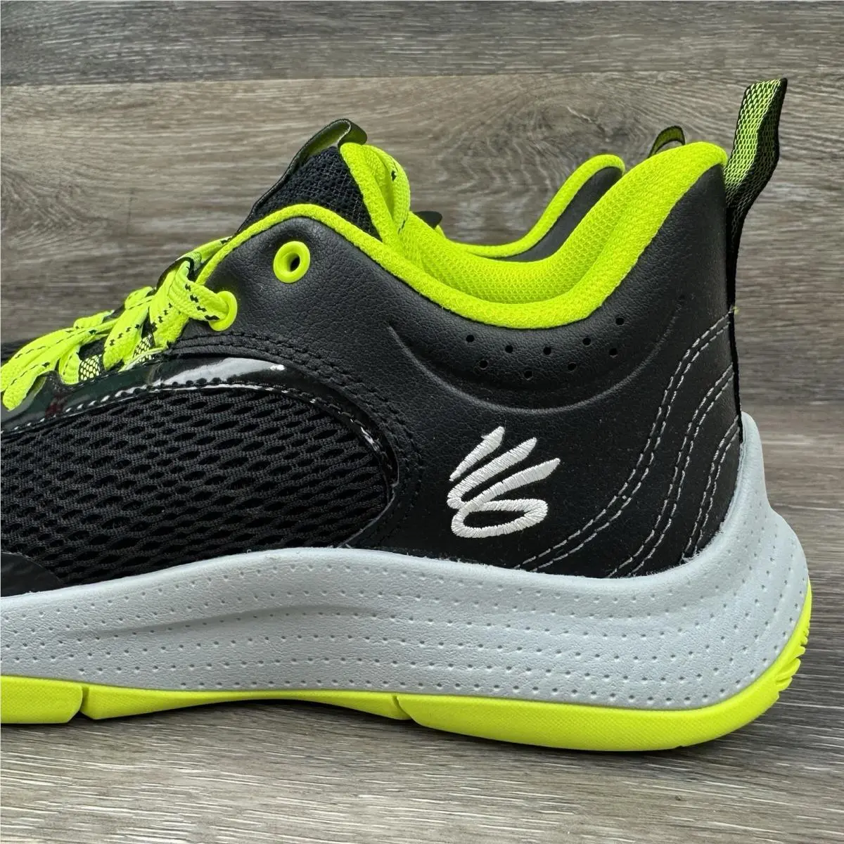 Under Armour shoes - Under Armour Curry 3Z6 - Curry - 3025090-001 - Black 7