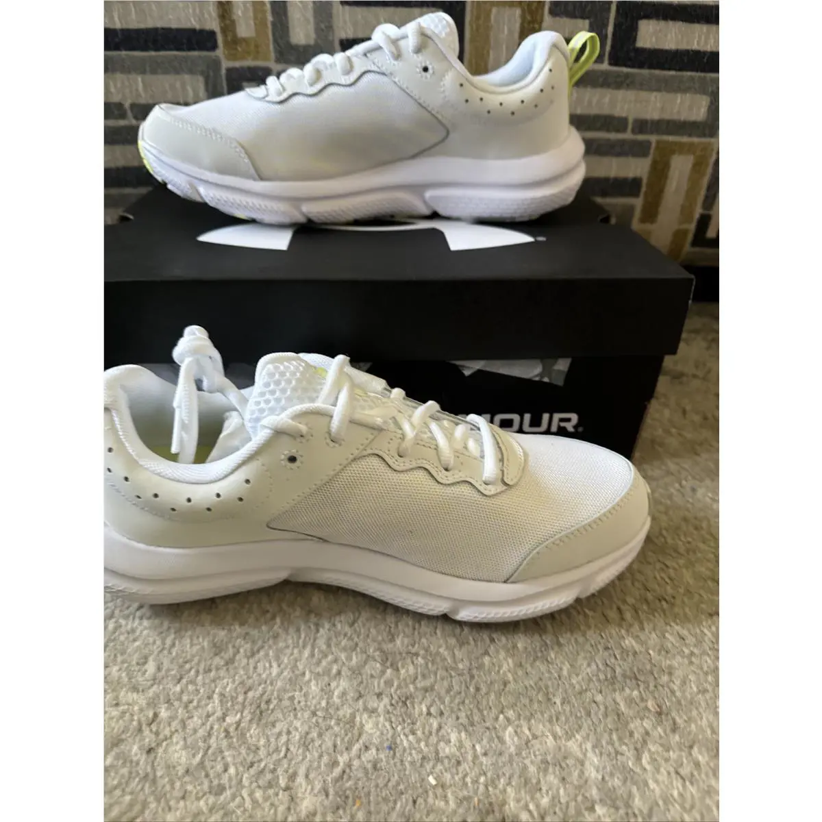 Under Armour shoes - Under Armour Charged Assert 10 - 3026179-110 - White Yellow 0