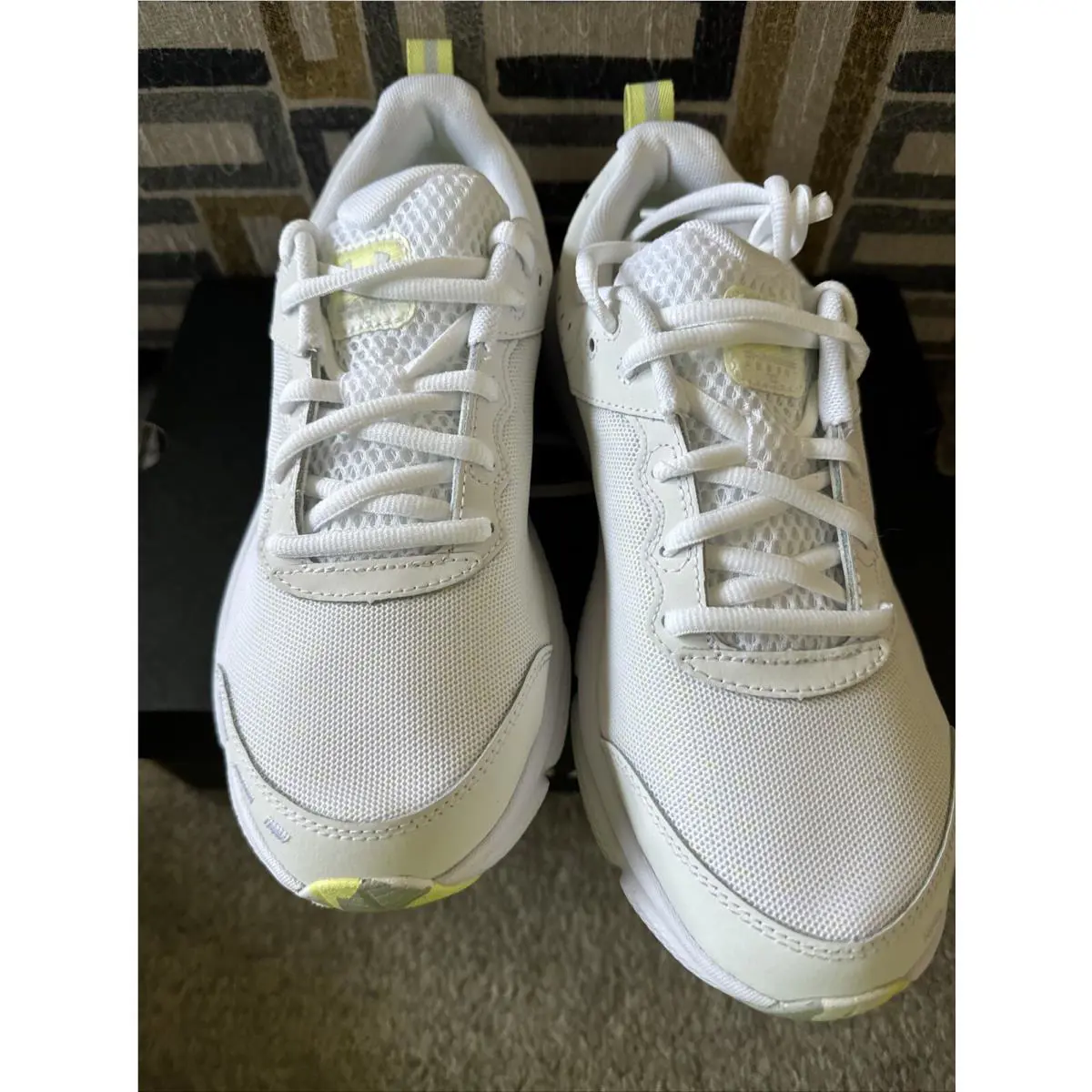 Under Armour shoes - Under Armour Charged Assert 10 - 3026179-110 - White Yellow 2
