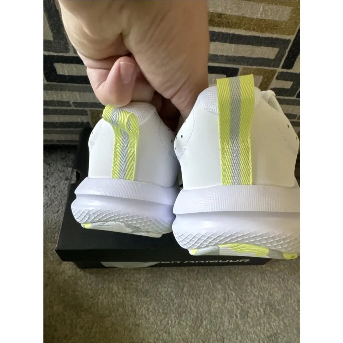 Under Armour shoes - Under Armour Charged Assert 10 - 3026179-110 - White Yellow 4