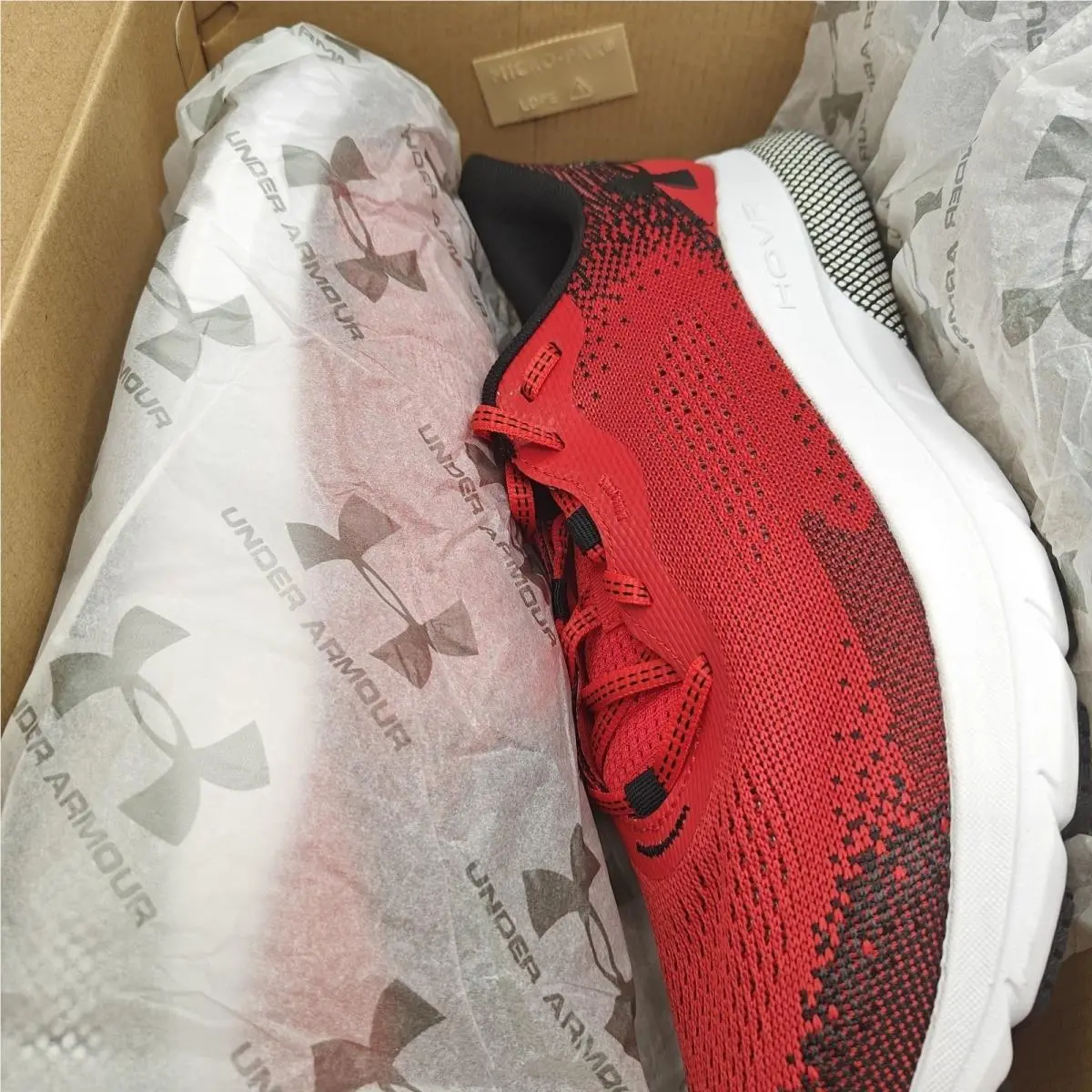 Under Armour shoes - Under Armour HOVR Turbulence - HOVR Turbulence - 3026520 - Red/white/black 7