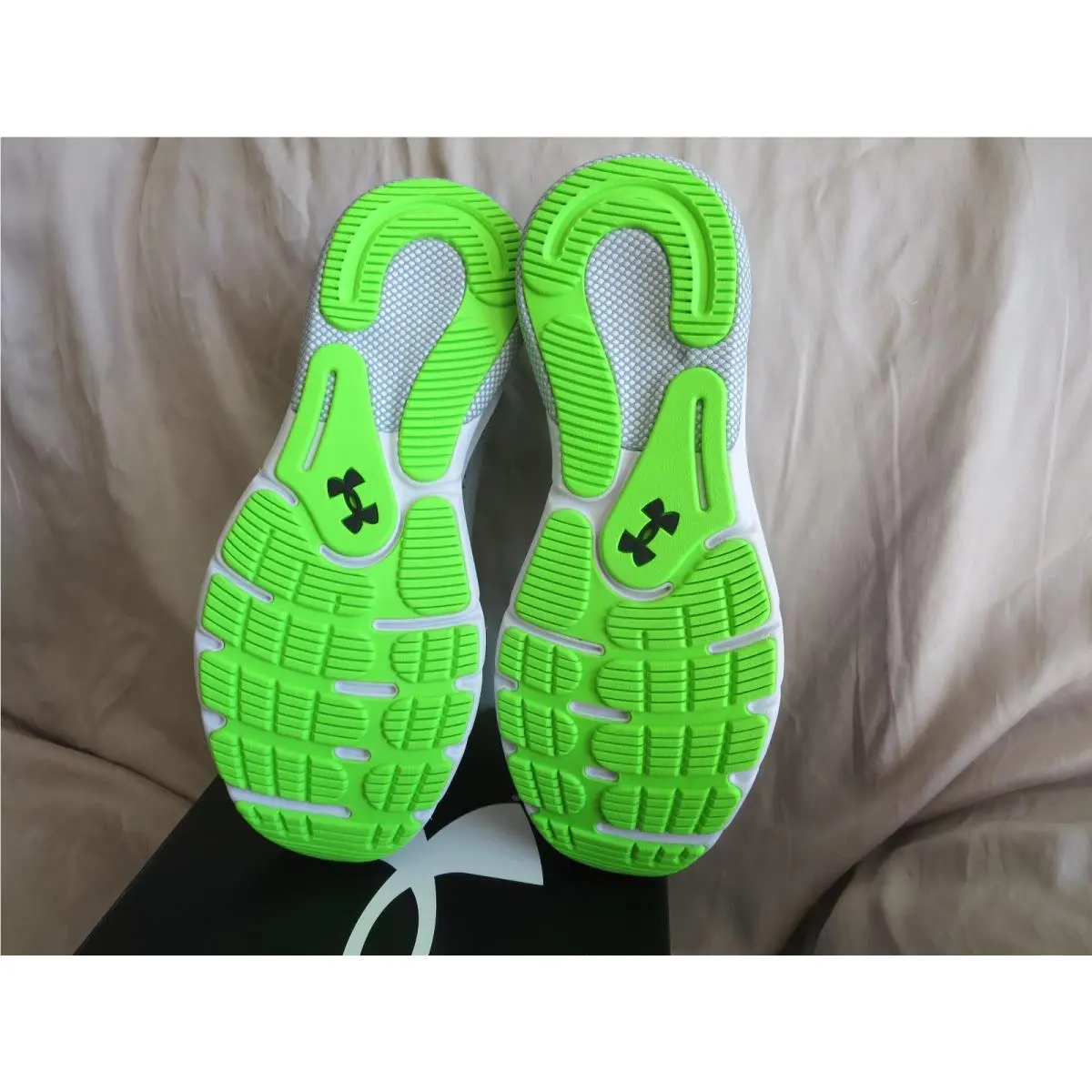 Under Armour shoes - Under Armour HOVR Turbulence - HOVR Turbulence - 3026520 - Gray (UPC: 0197779084147) 3