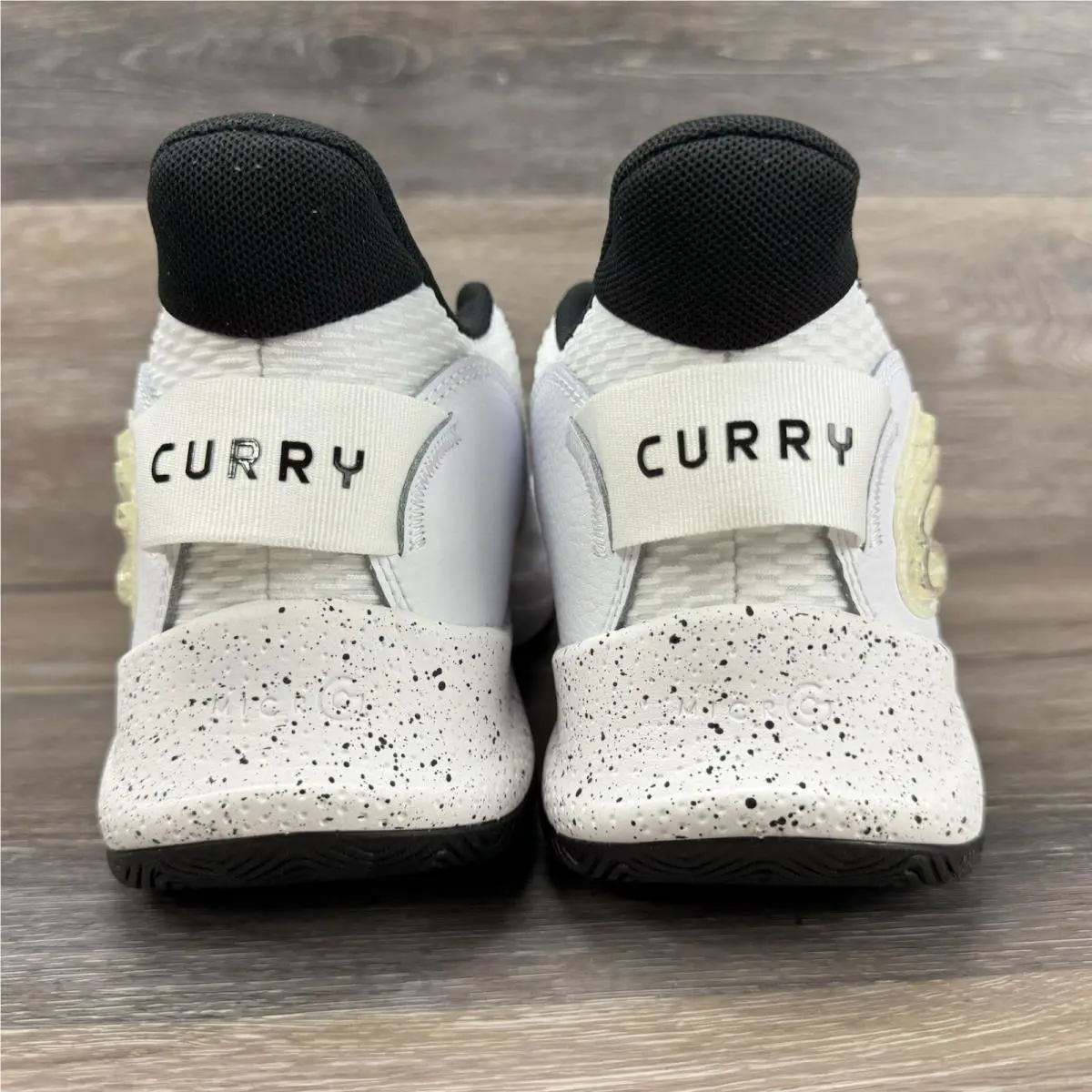 Under Armour shoes - Under Armour Curry 3Z7 - Curry - 3026622-101 - White 7