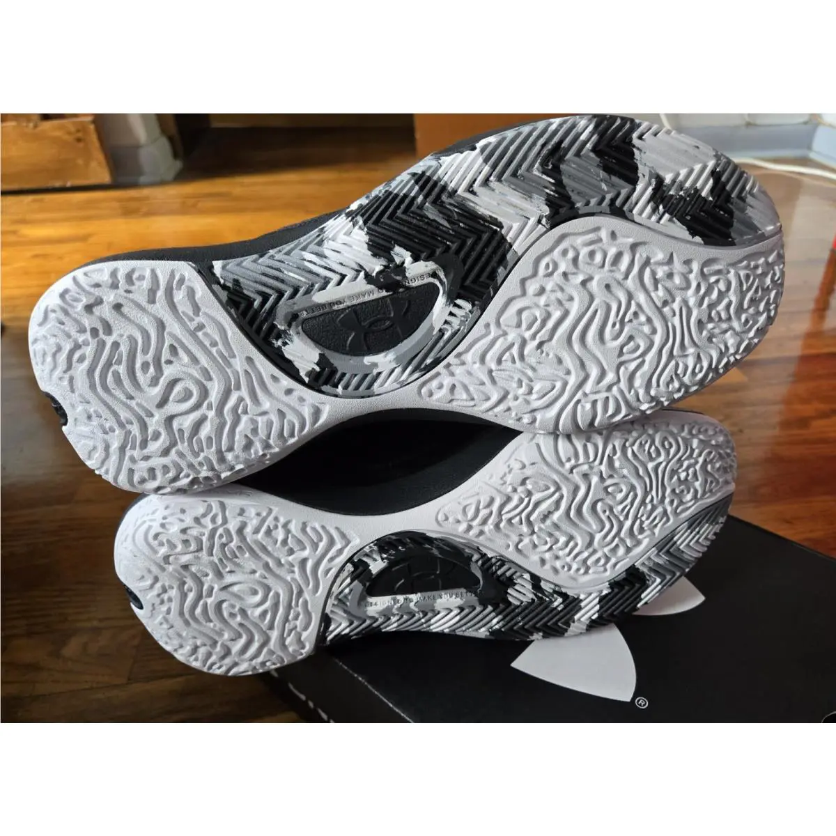 Under Armour shoes - UA Lockdown 6 Basketball Shoes - 3025616 - Black / White - 001 1