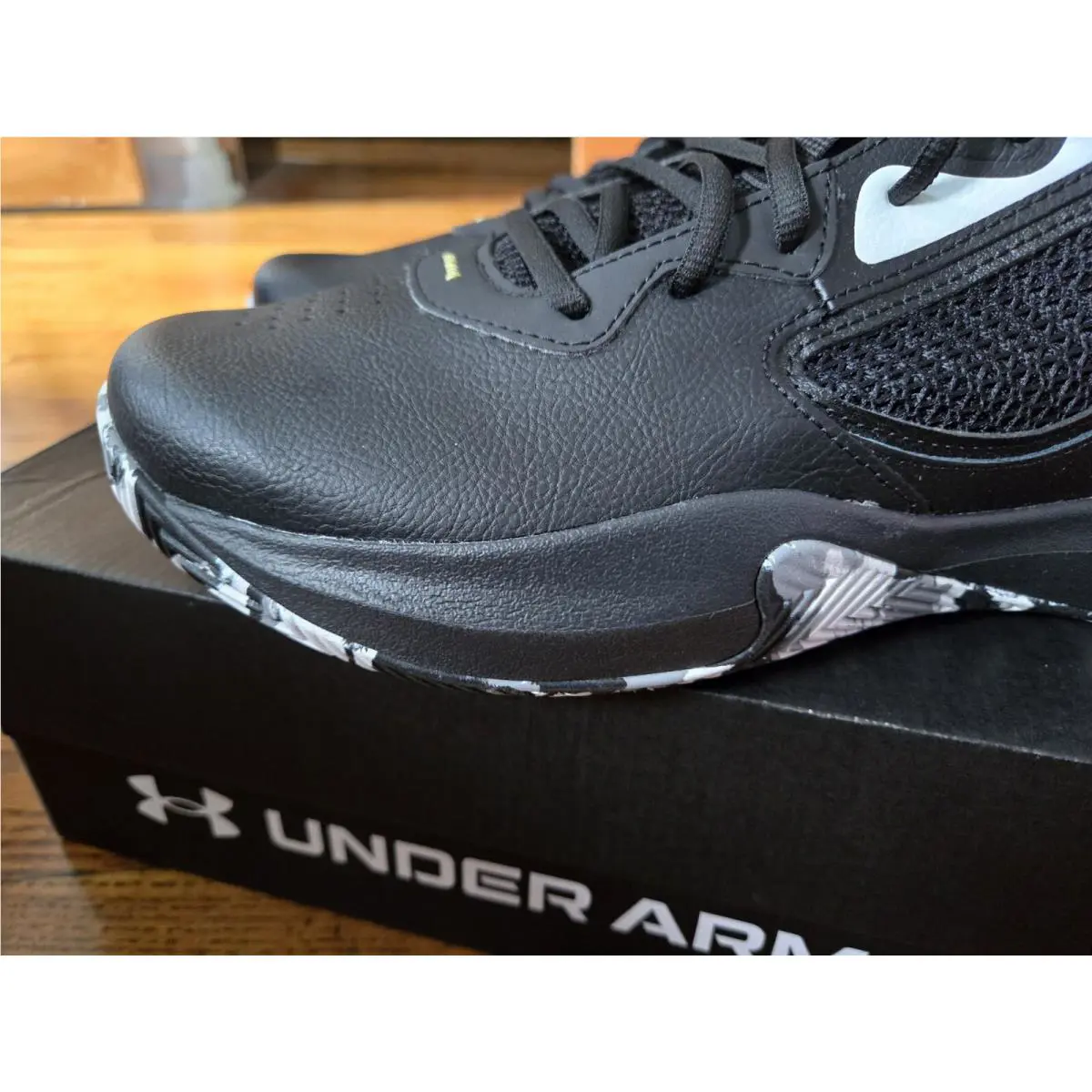 Under Armour shoes - UA Lockdown 6 Basketball Shoes - 3025616 - Black / White - 001 5