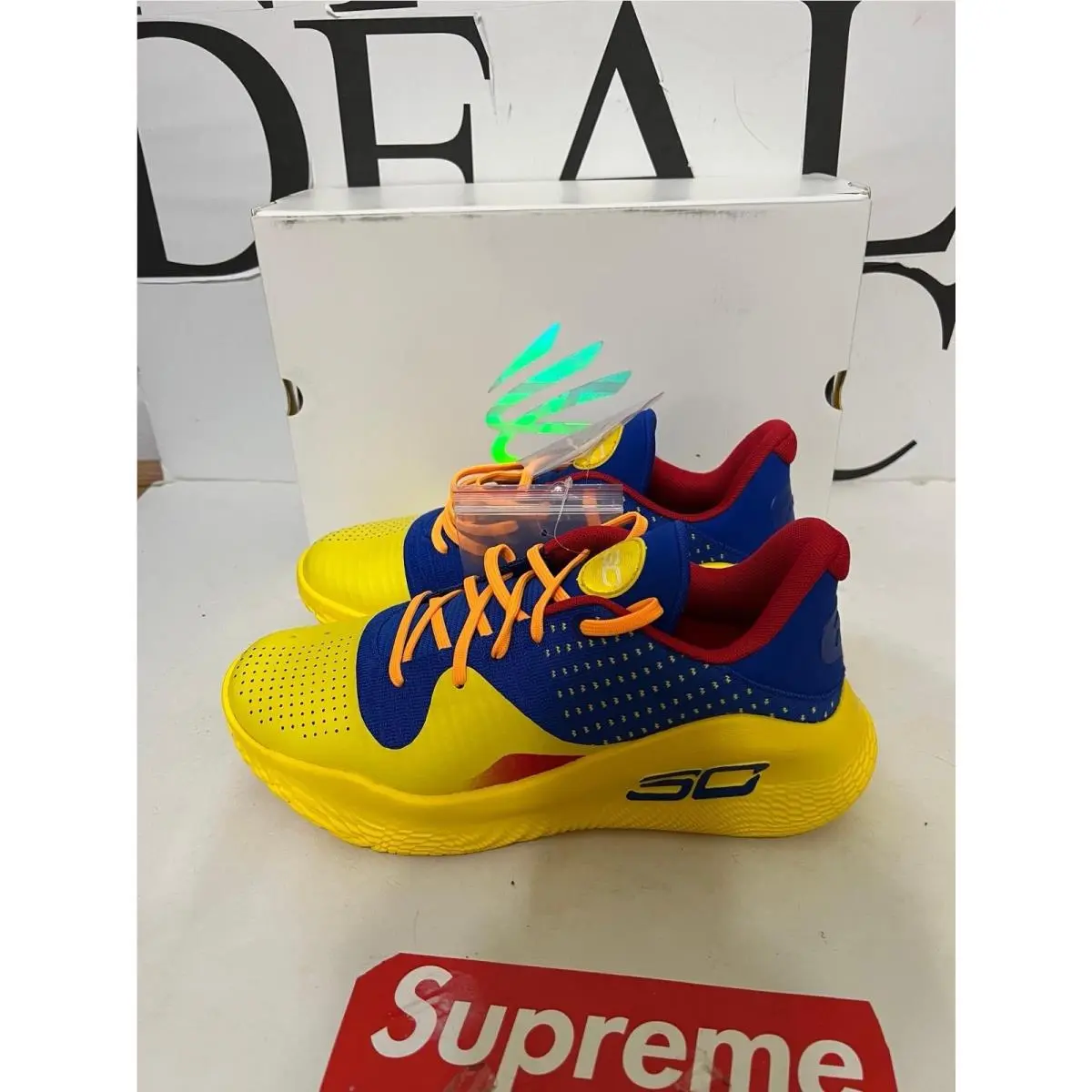 Under Armour shoes - Under Armour Curry 4 - Curry - 3026620-100 - blue/ Yellow 5