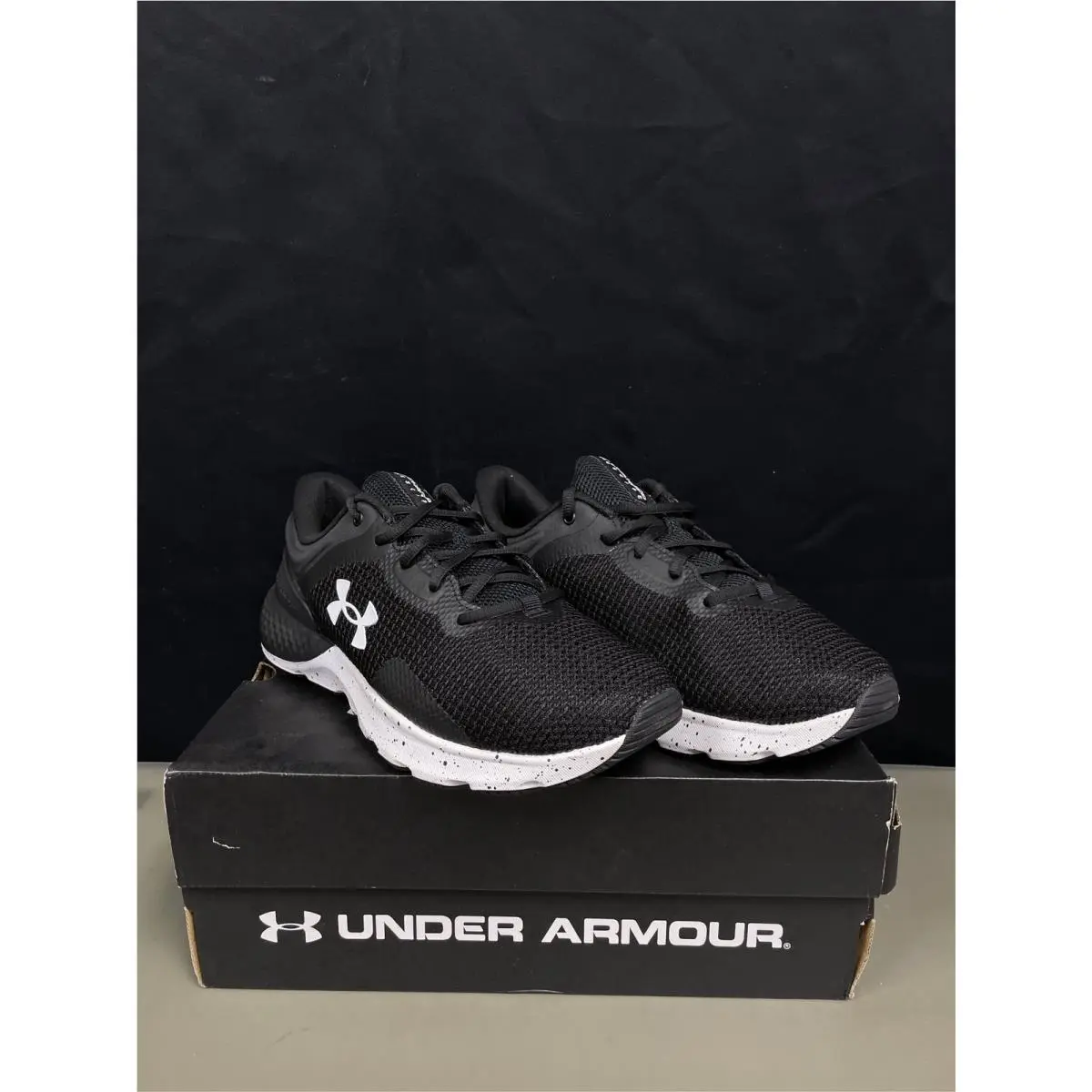 Under Armour Charged Escape 4 Men`s Running Shoes 8