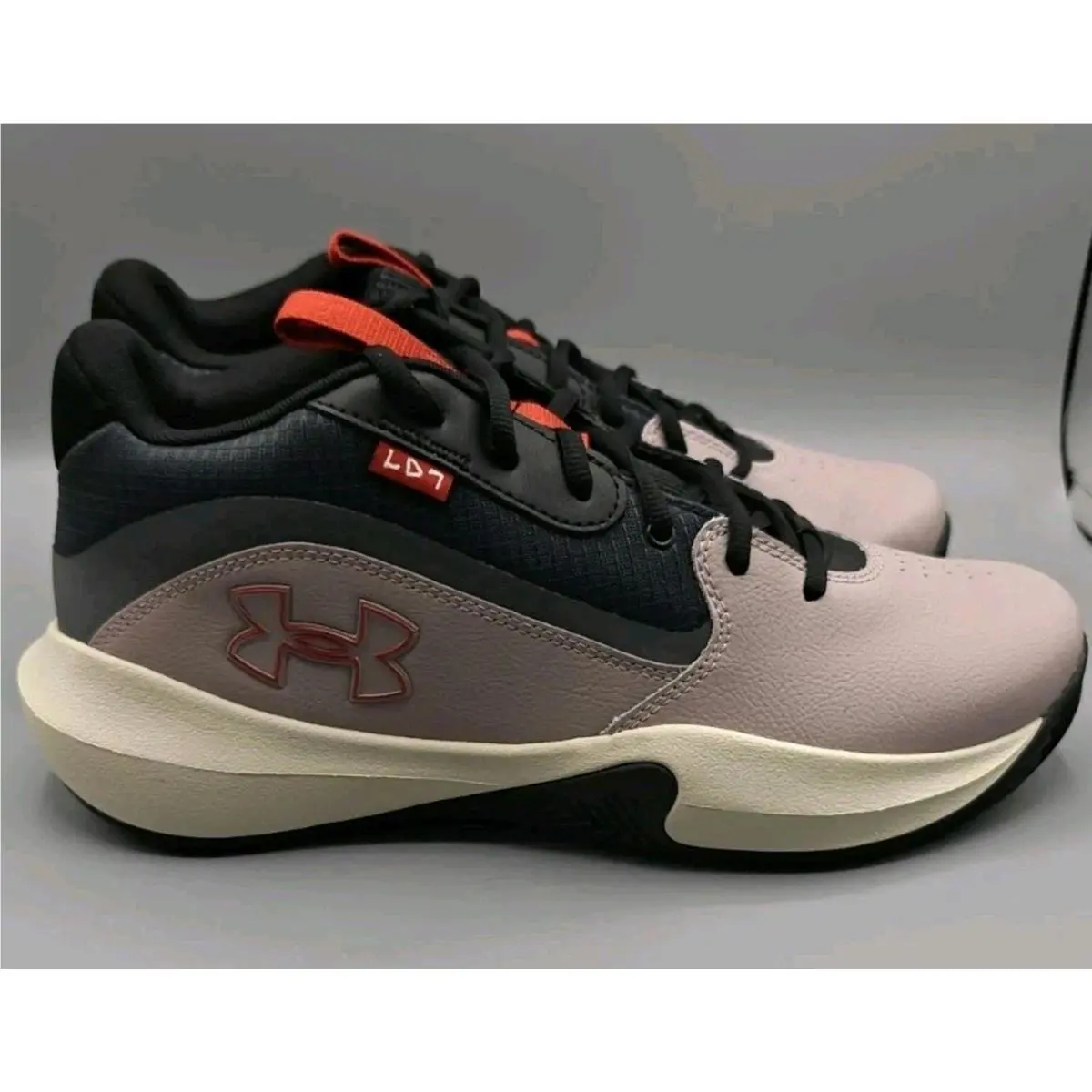 Under Armour shoes - Under Armour Lockdown 7 - Lockdown - 3028512-101 - Gray 1