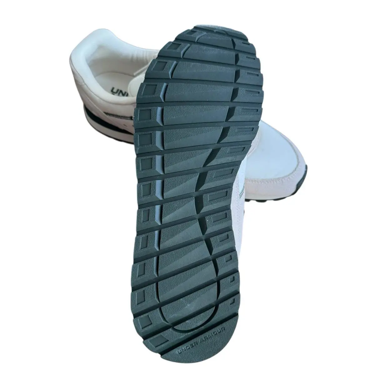 Under Armour shoes - Under Armour Essential Runner - Essential Runner - 3028408-106 - White (UPC: 0197777576712) 6