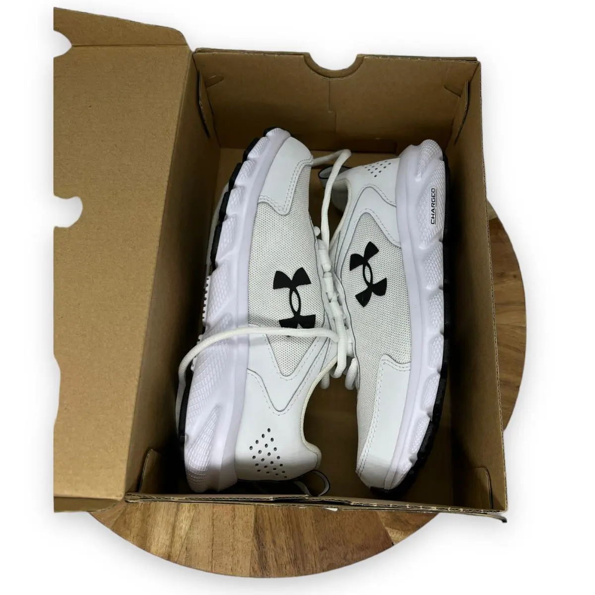 Under Armour shoes - Under Armour Charged Assert - Charged Assert - 3024862-100 - White 10