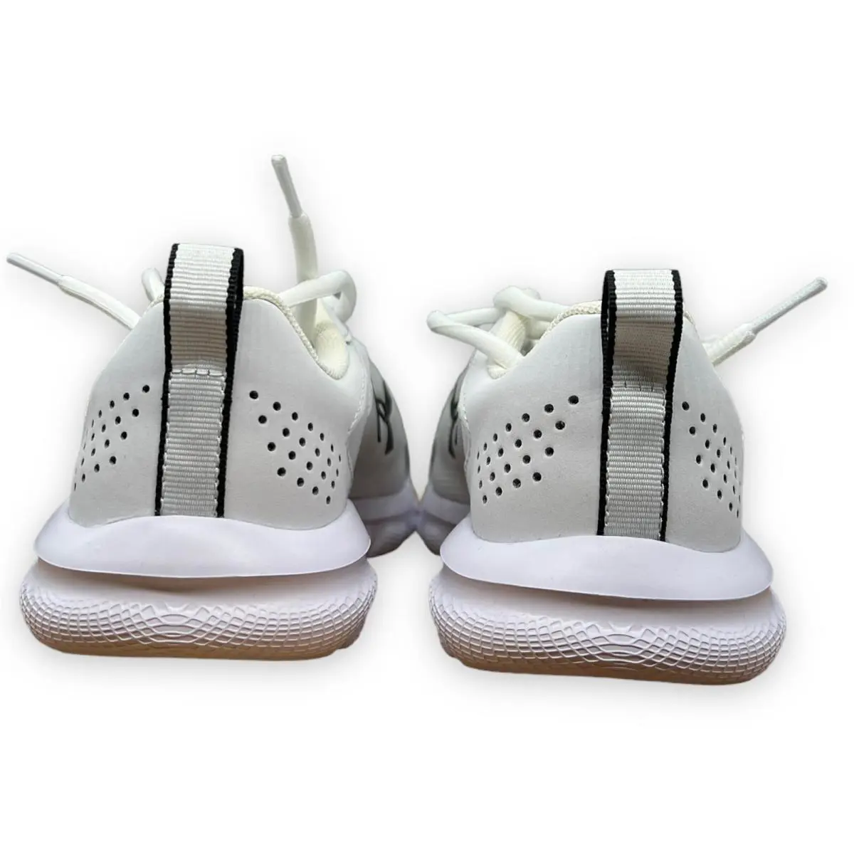 Under Armour shoes - Under Armour Charged Assert - Charged Assert - 3024862-100 - White 1