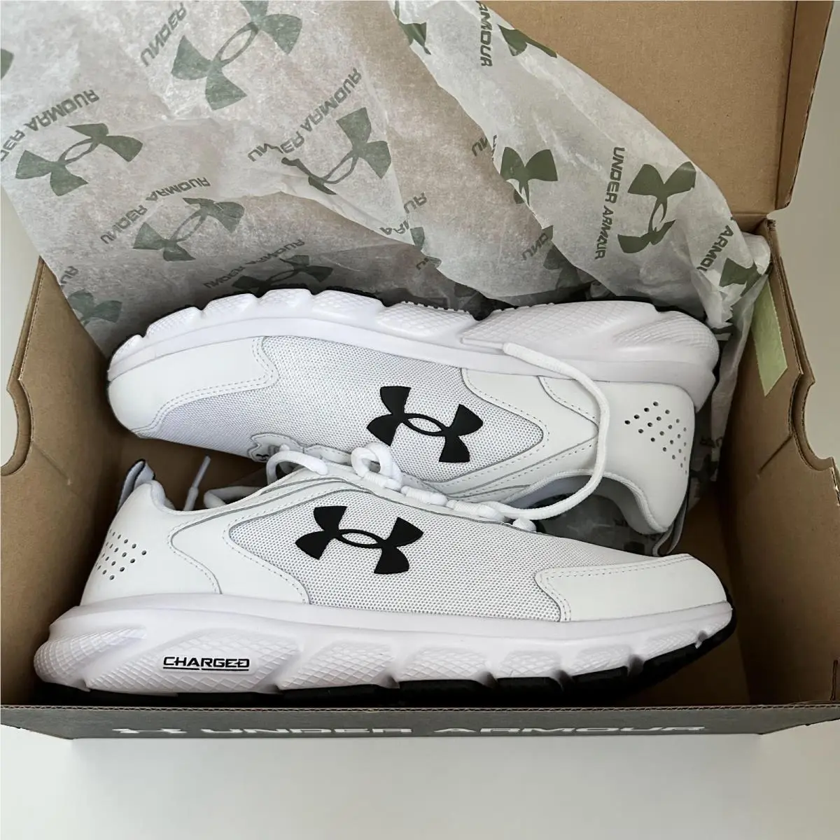 Under Armour shoes - Under Armour Charged Assert - Charged Assert - 3024591-101 - White 7