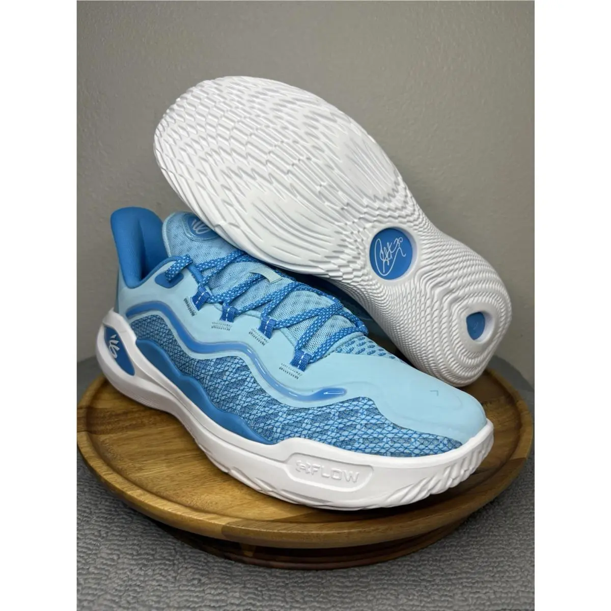 Men’s Size 10.5 Under Armour Curry 11 Mouthguard 3027725-400 Blue Basketball