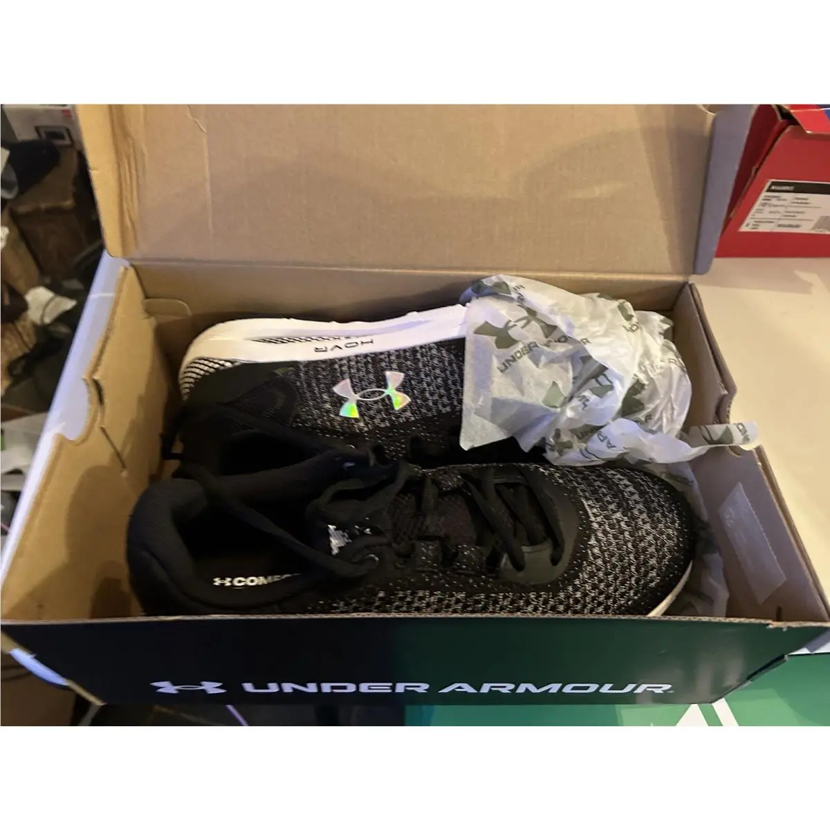 Under Armour Men`s Size 8.5 UA Hovr Intake 6 Running Shoes Style : 3026141-001