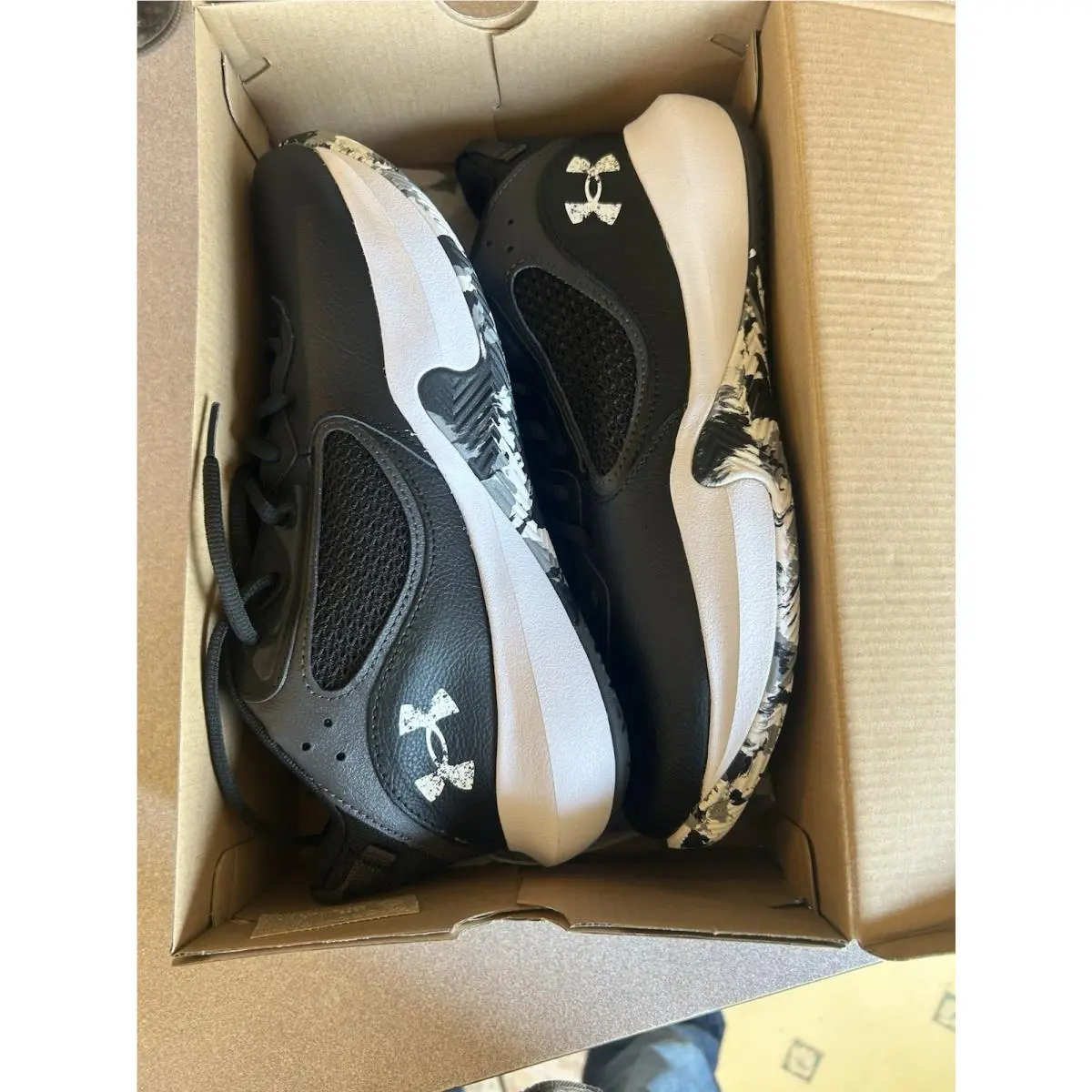 Under Armour shoes - Under Armour HOVR Intake 6 - 3026134-001 - Black (UPC: 196039886811) 0