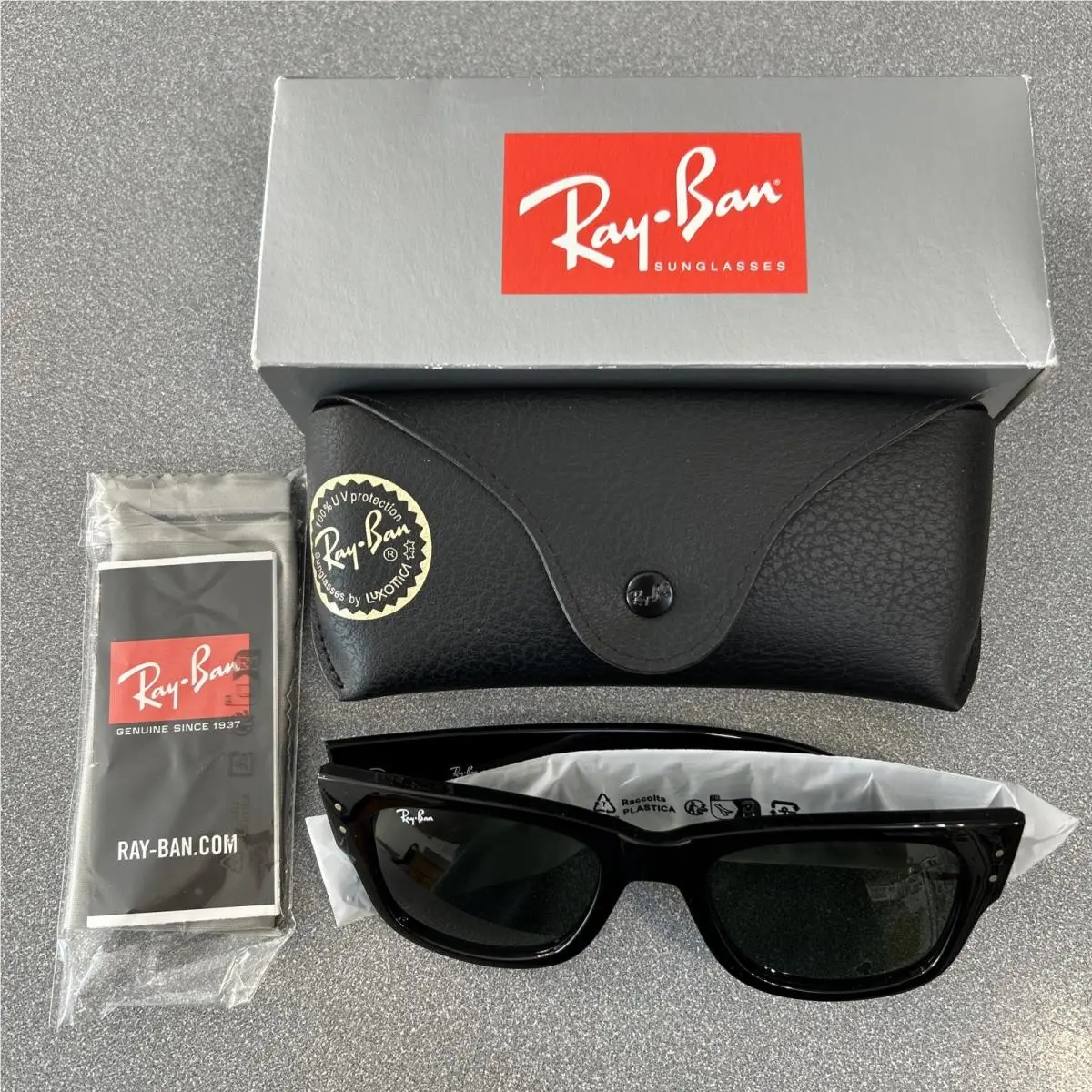 Ray Ban Mega Wayfarer 51 mm Sunglasses RB 0840-S 901 31 Black with Green Lenses