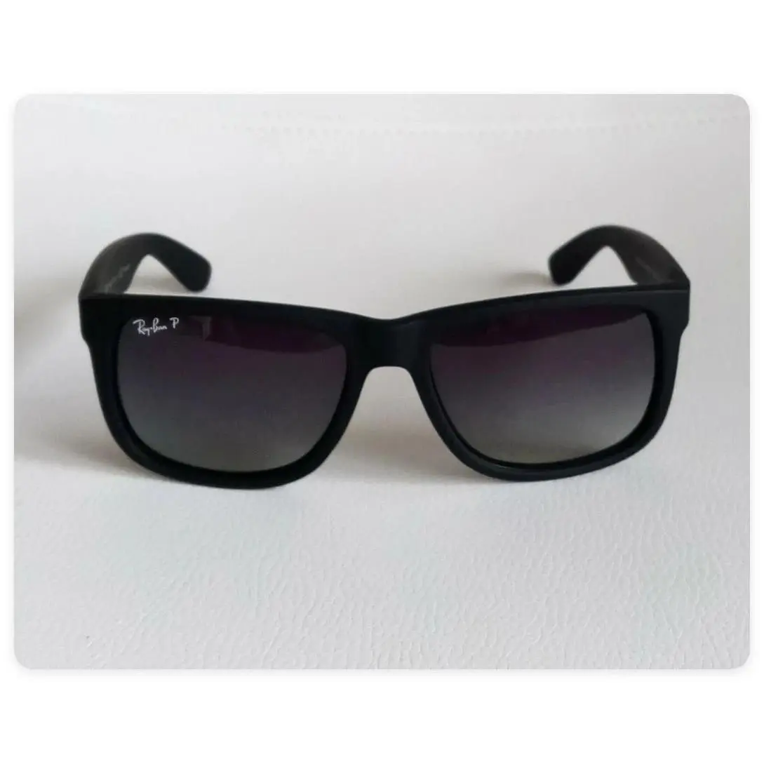 Ray-ban Justin RB4165 622/T3 Matte Black Grey Gradient Polarized Sunglasses 54mm
