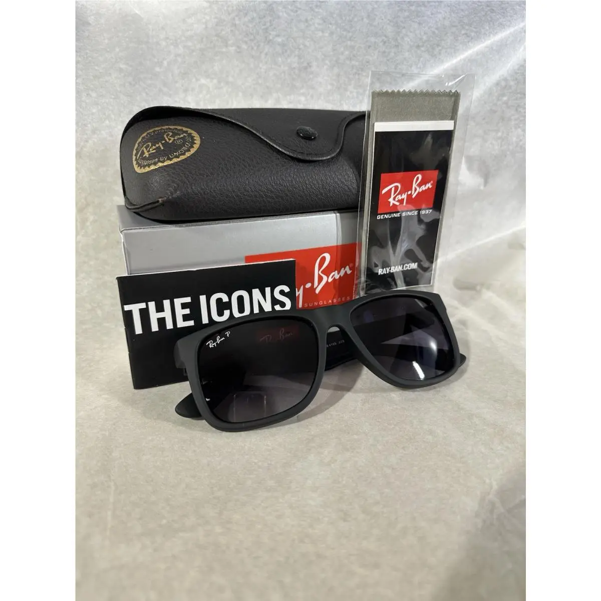 Ray Ban Justin Black/grey Gradient RB4165 622/t3 54mm Polarized Sunglasses by Ray-Ban