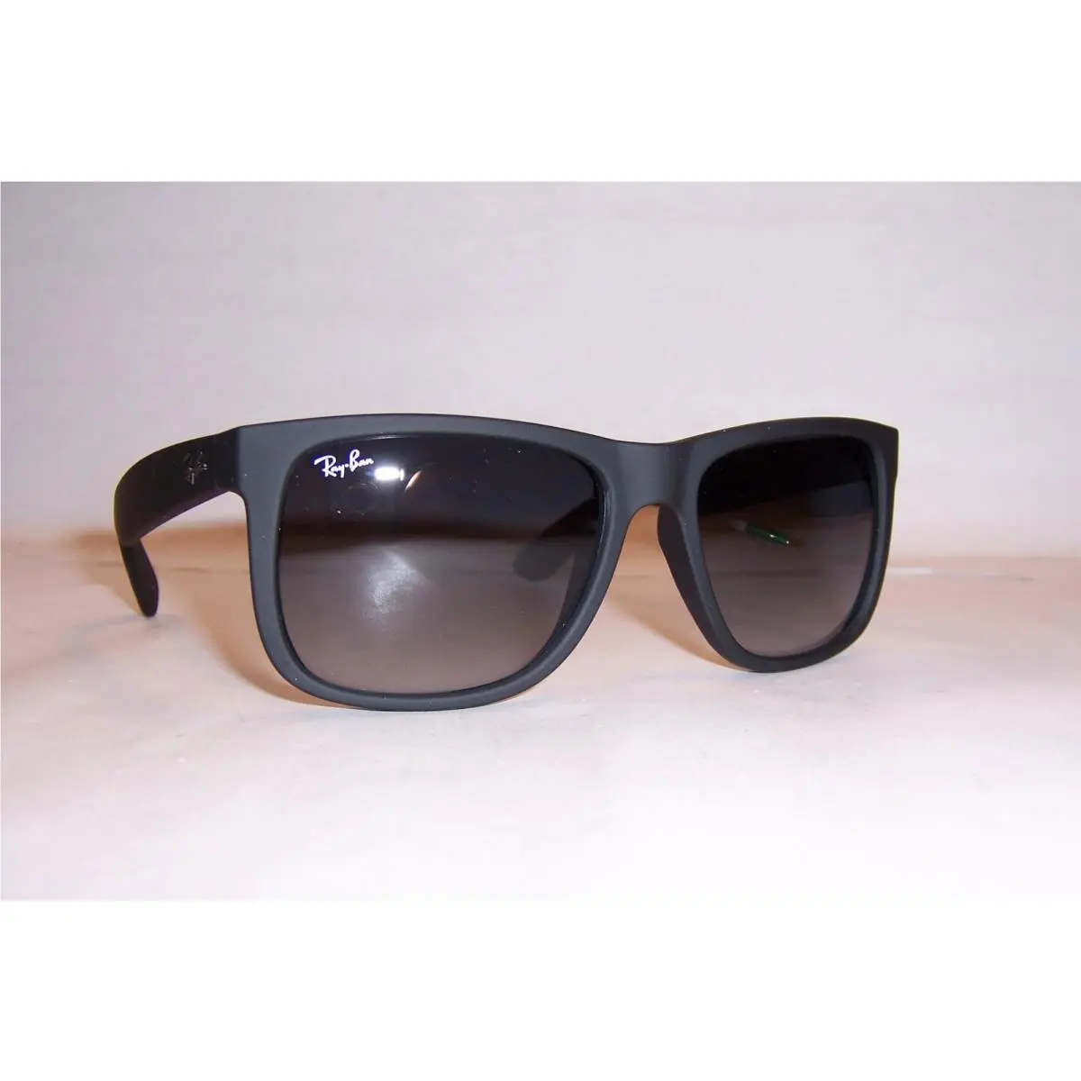 Ray Ban Sunglasses Justin 4165 601/8G Rubber Black/gray 54mm