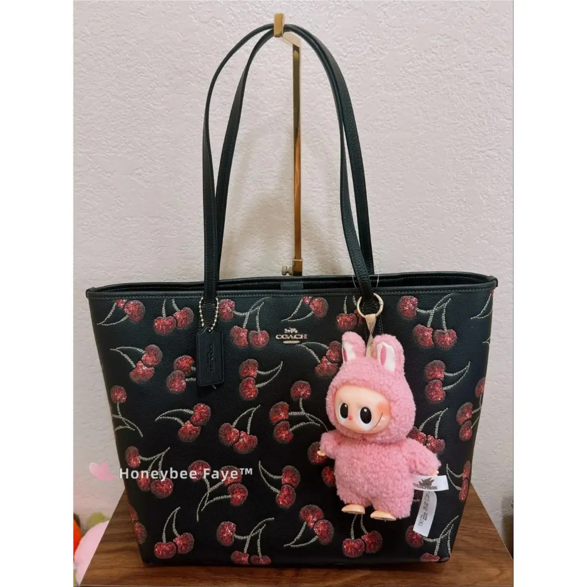 City Tote In Signature Canvas CP074/C7616/CR165/CP052/CP073 CCZ18 Gold/Black Multi by Coach