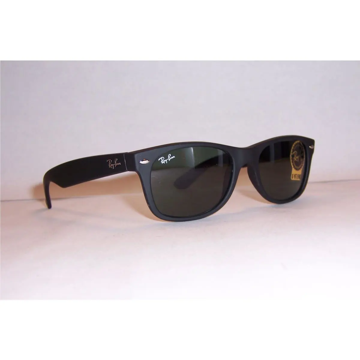 Ray Ban Sunglasses Wayfarer 2132 622 Black/green 55mm