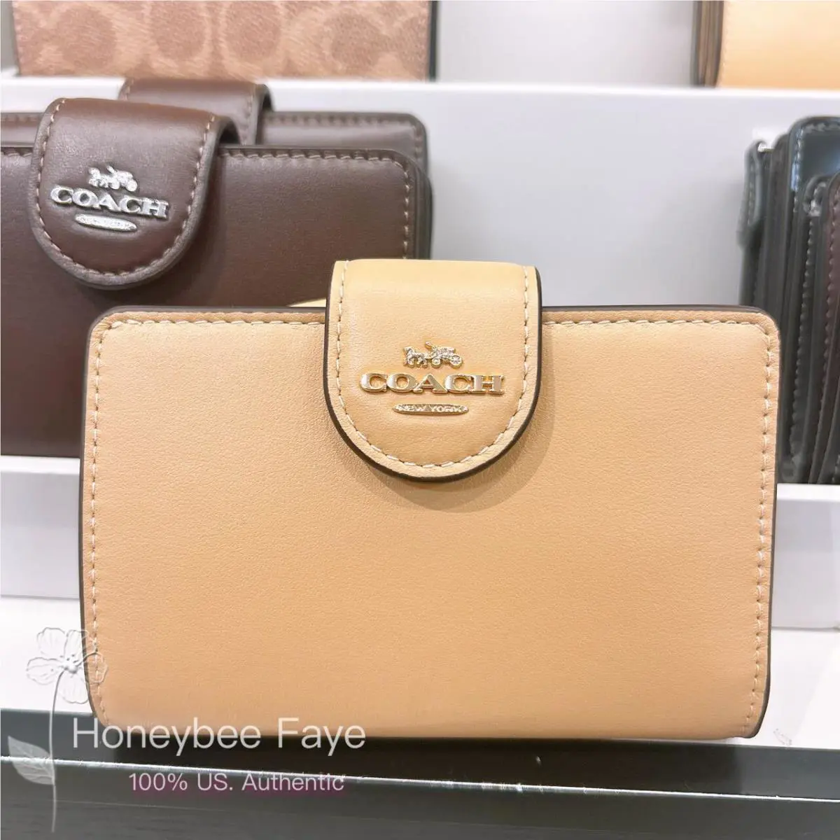 Coach Medium Corner Zip Wallet CR791/CW526 2025