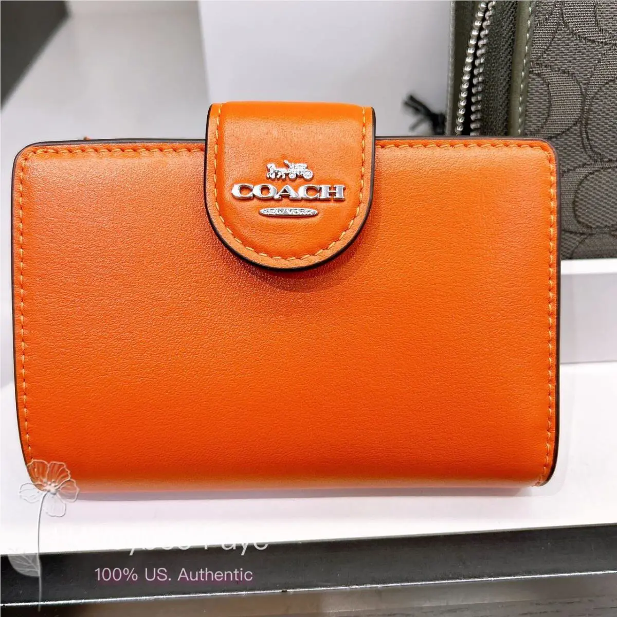 Coach wallet - Gold/Tan