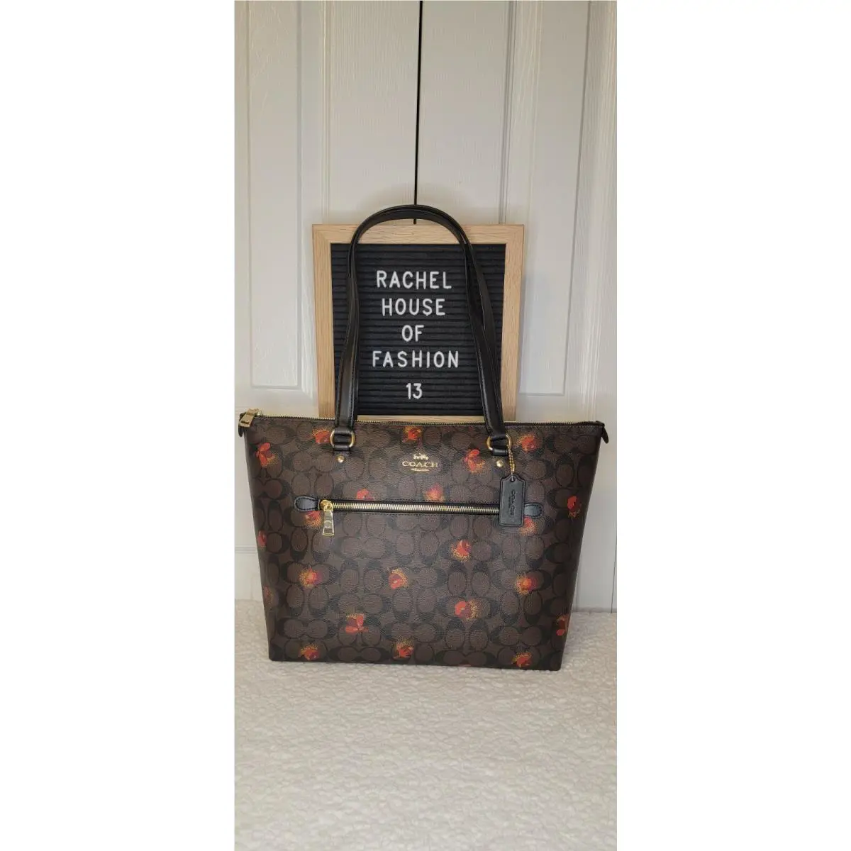 Coach Gallery Tote In Signature Canvas