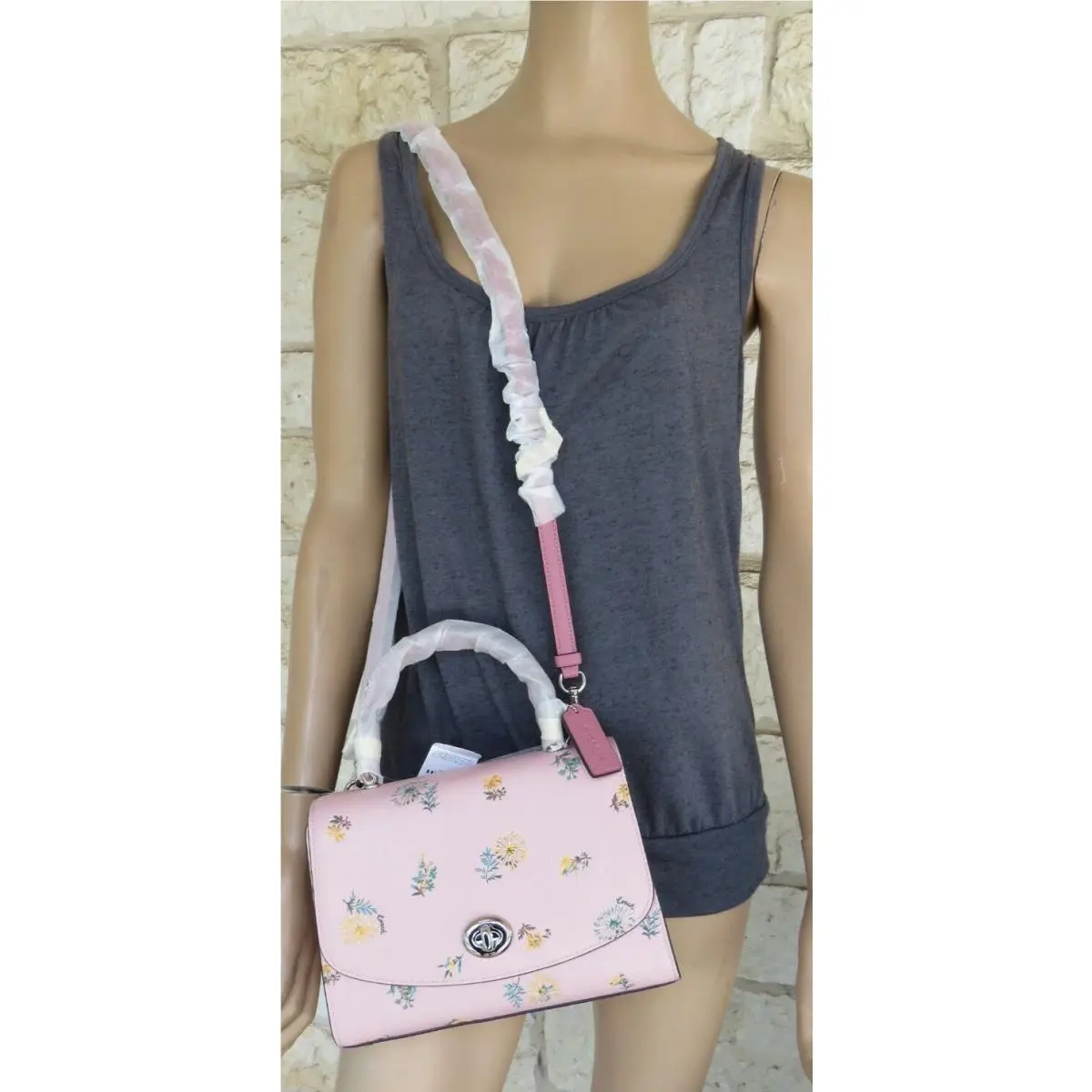 Coach  bag  - Tilly Top Dandelion Chain Crossbody Tri-fold - Pink, Manufacturer: Silver Blossom Multi, Lining: Pink