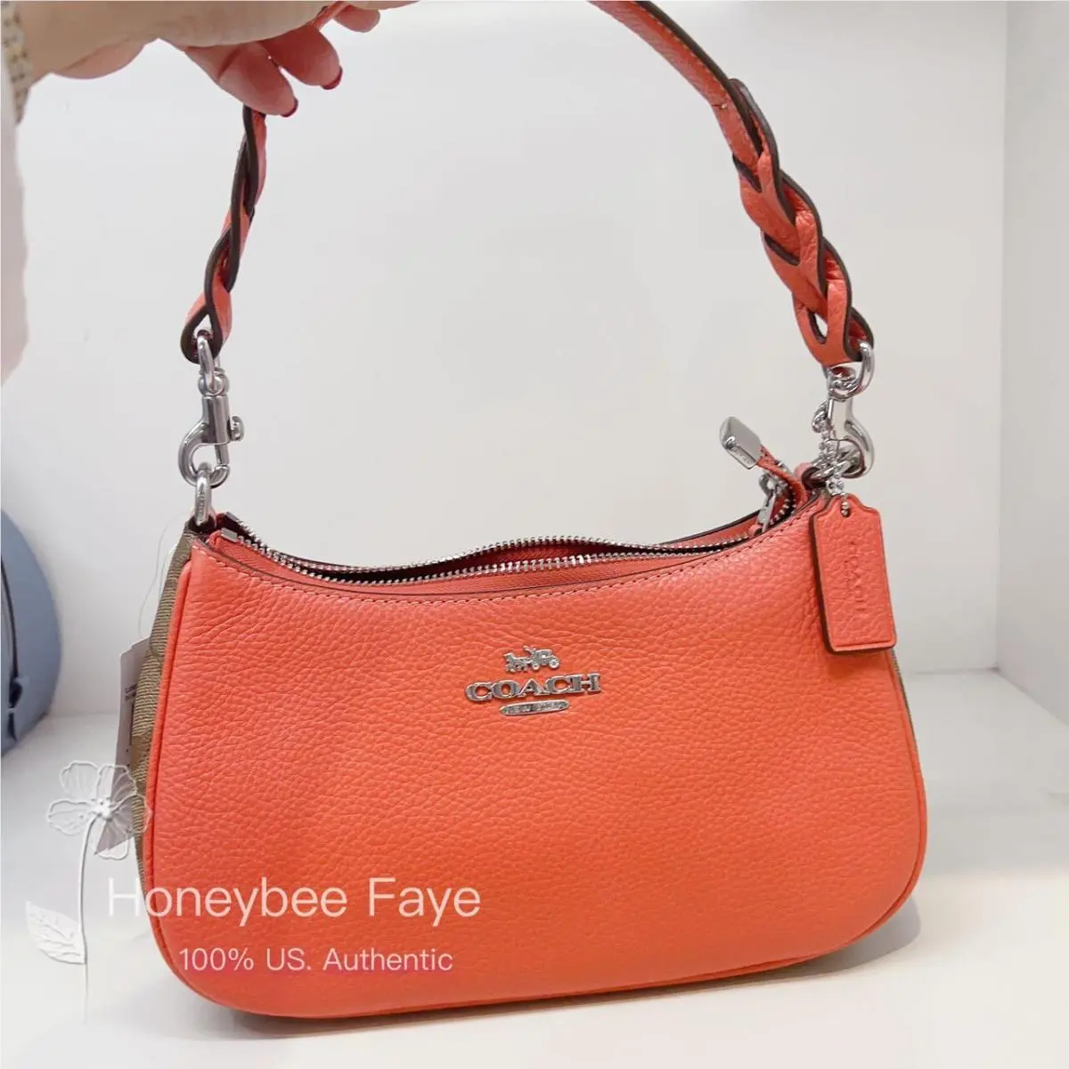 Coach Teri Shoulder Bag In Signature Canvas CJ590