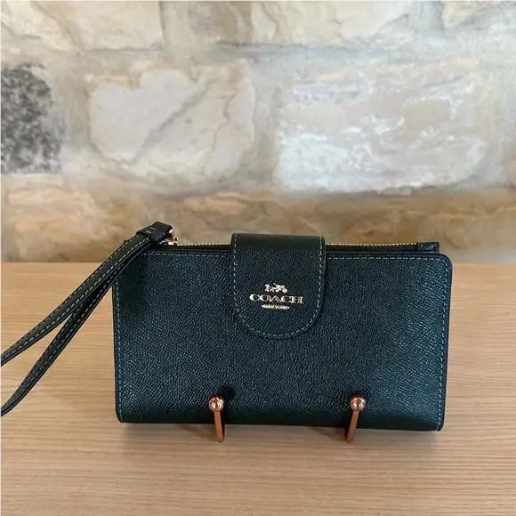 Gallery Signature Tote Handbag Wallet Options Rare Green Wallet by Coach