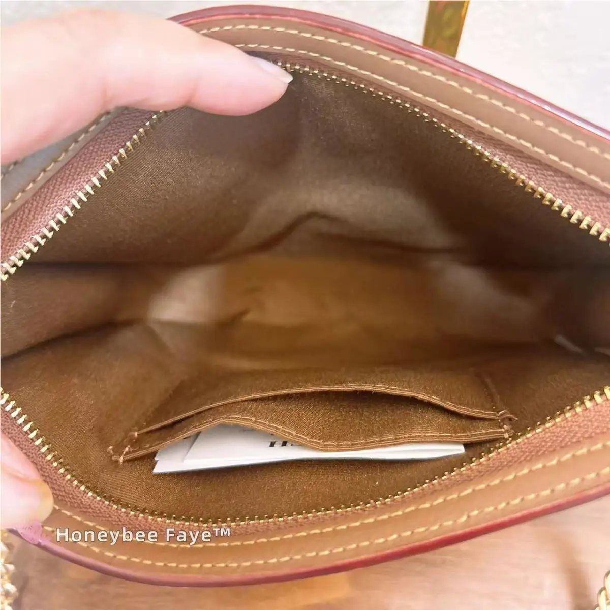 Coach  bag  - Exterior: pvc/Gold/Khaki Multi