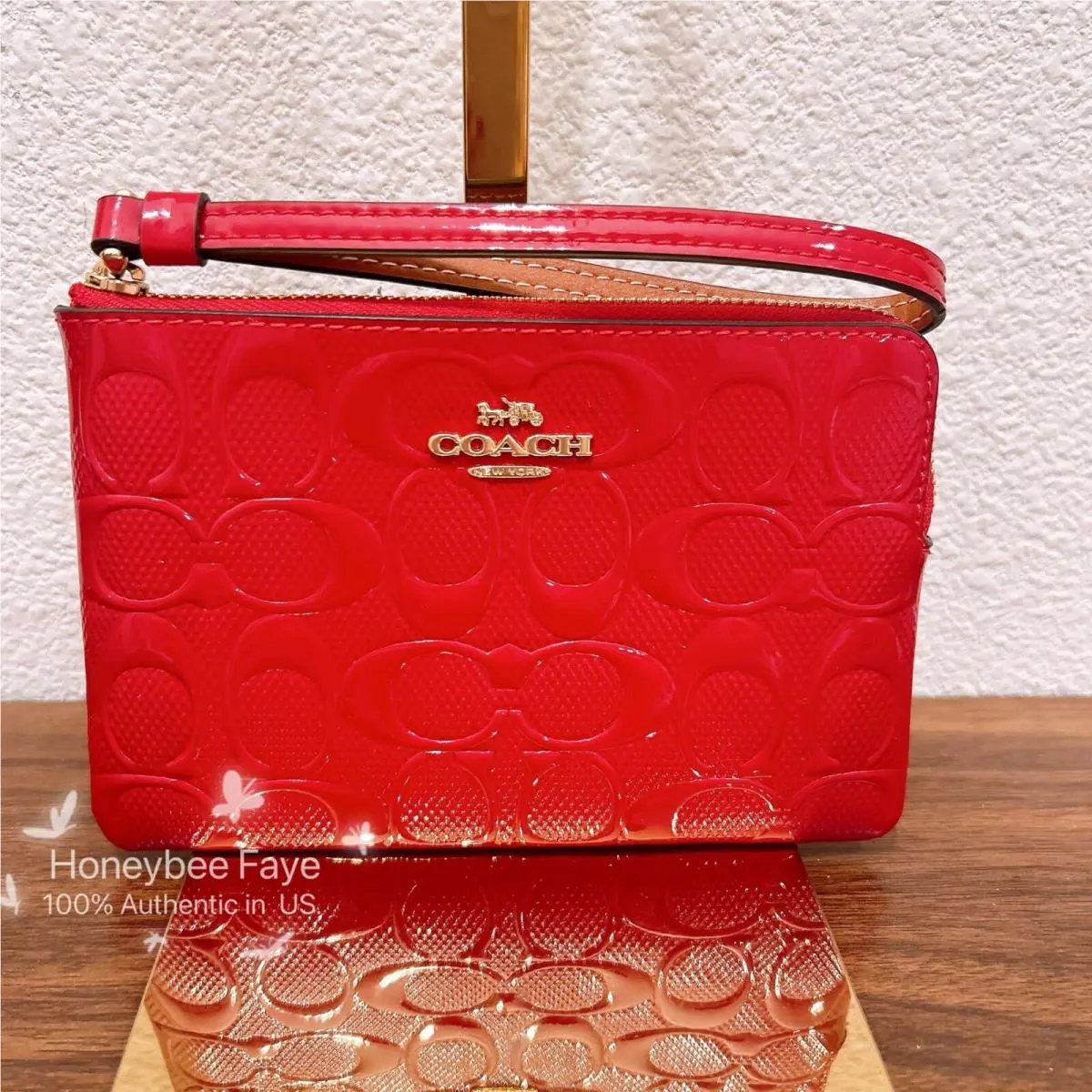 Corner Zip In Signature Leather CV418/CDF04 Gold/Red by Coach