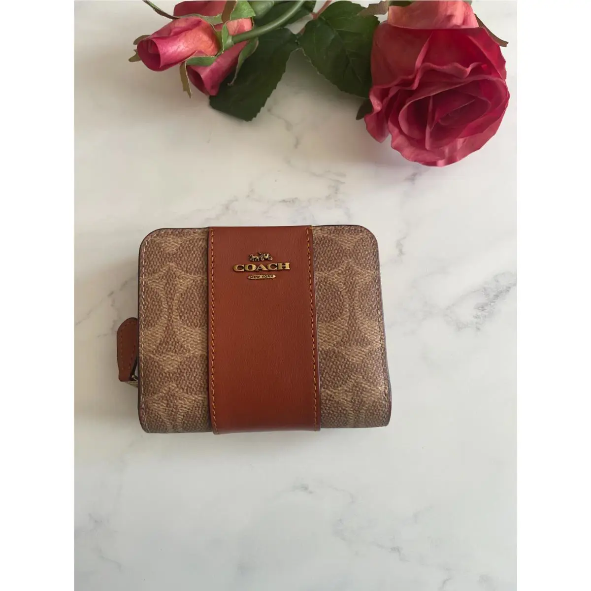 Coach Billfold Bifold Zip Around Wallet
