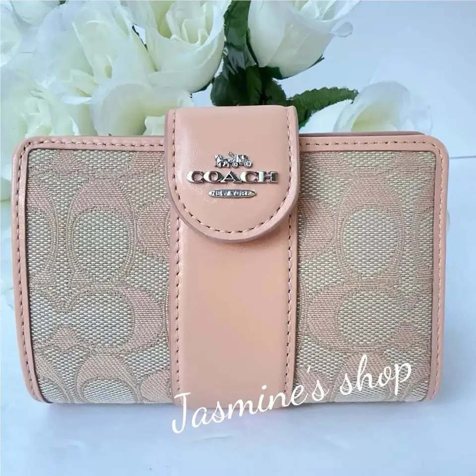 Medium Corner Zip Wallet In Signature Jacquard CT922 CT922/faded blush by Coach