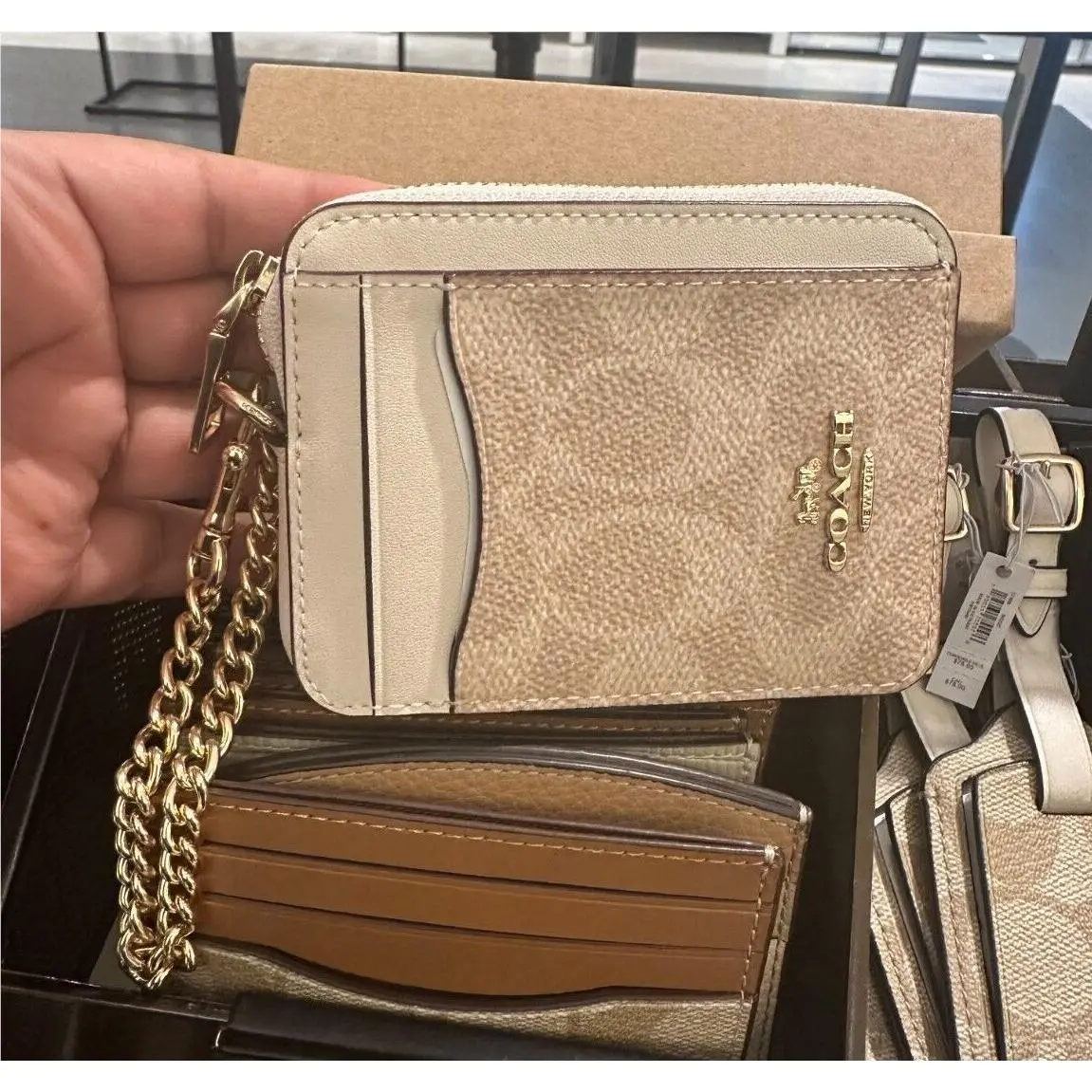 BN  Zip Card Case W Chain Wristlet Wallet CW883 sand chalk by Coach