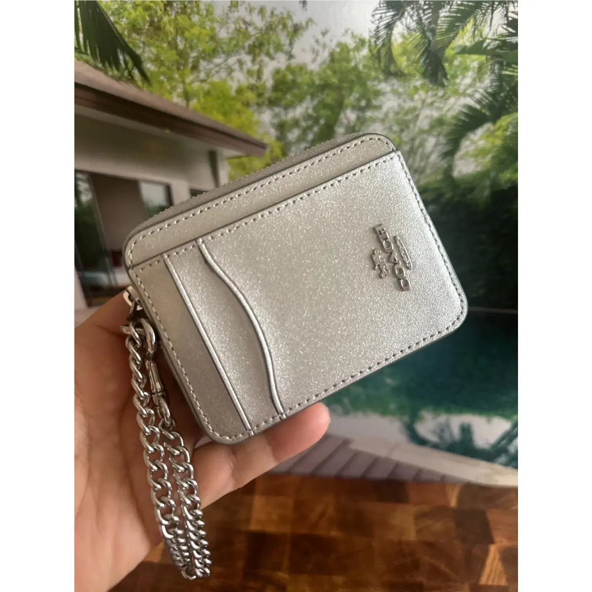 BN  Zip Card Case W Chain Wristlet Wallet Silver/Light Silver cw890 by Coach