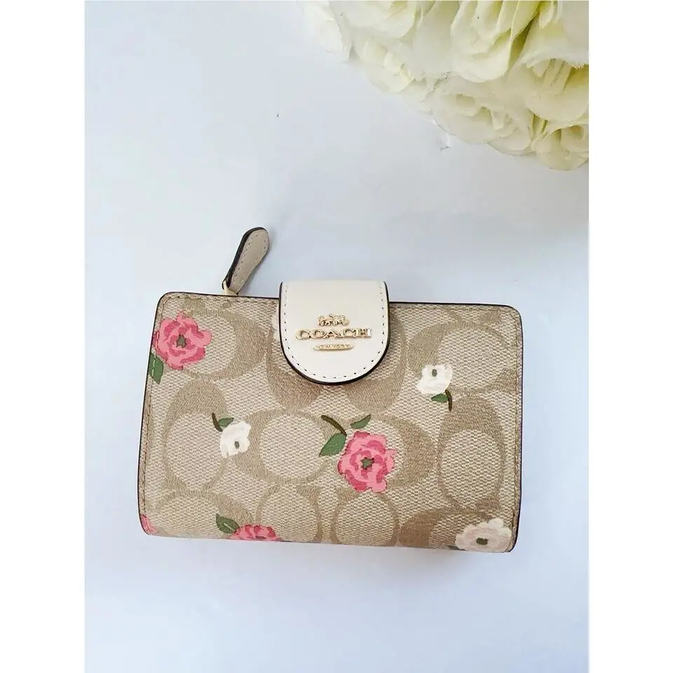 Medium Corner Zip Wallet In Signature with Floral Print CR935/CR968 CR968/light khaki chalk multi by Coach