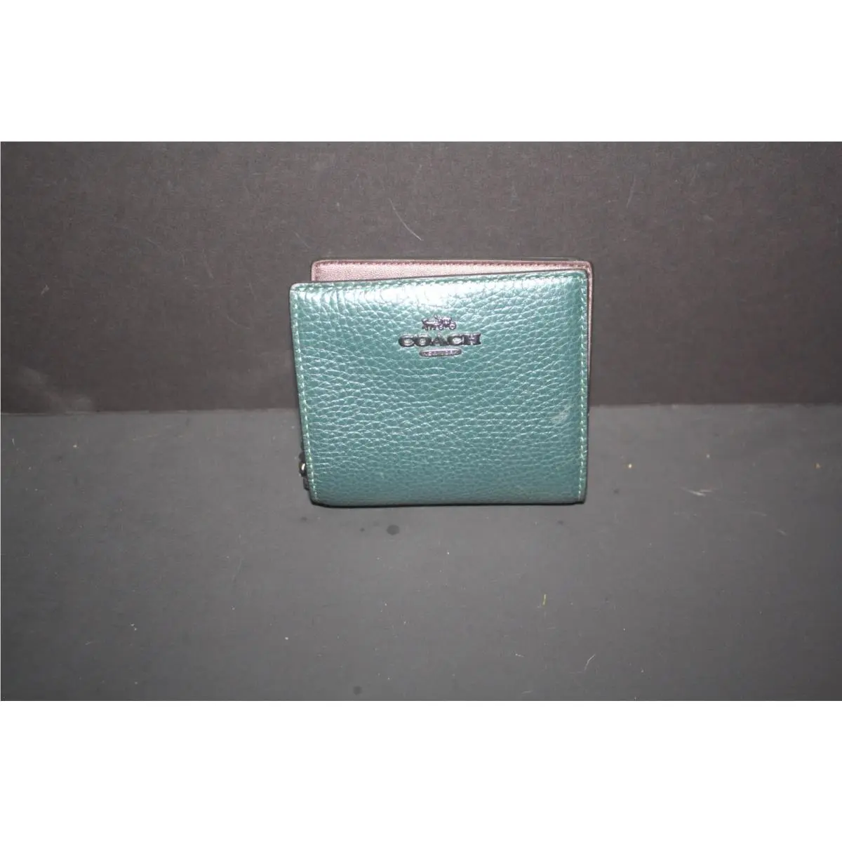 Coach C2862 Kelly Green Pebbled Leather Snap Wallet Silver