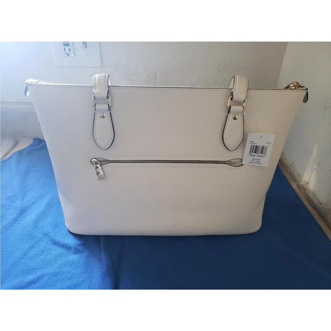 Coach Woman’s Gallery Leather Gold Chalk Tote Handbag CH285
