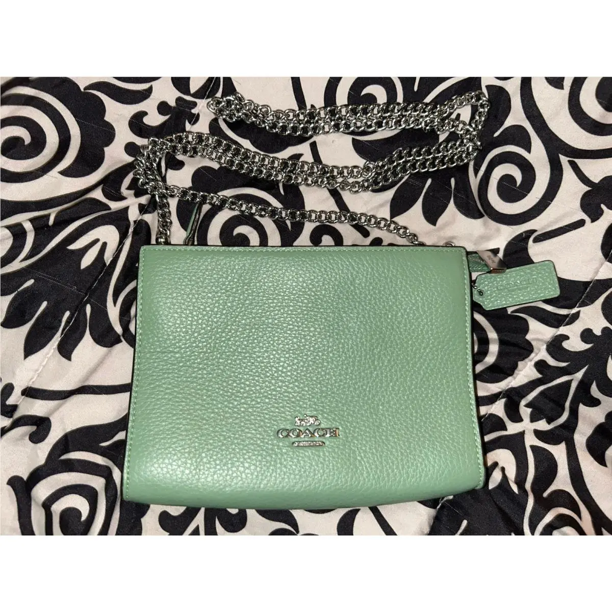 Coach Slim Crossbody in Soft Green Pebbled Leather CR238 Chain Strap 22.5” Drop
