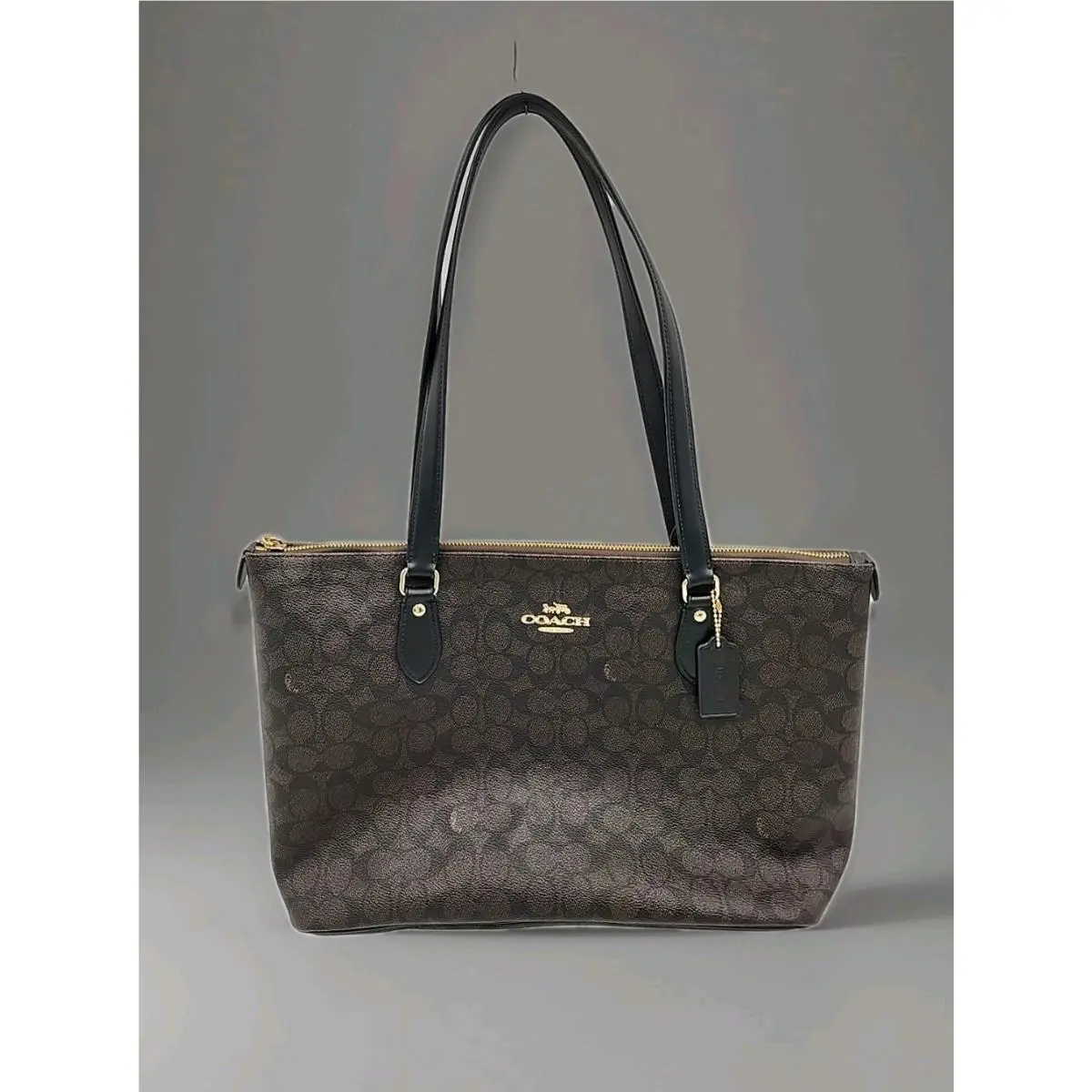 Coach Gallery Tote Bag in Signature Canvas Walnut/black CW381