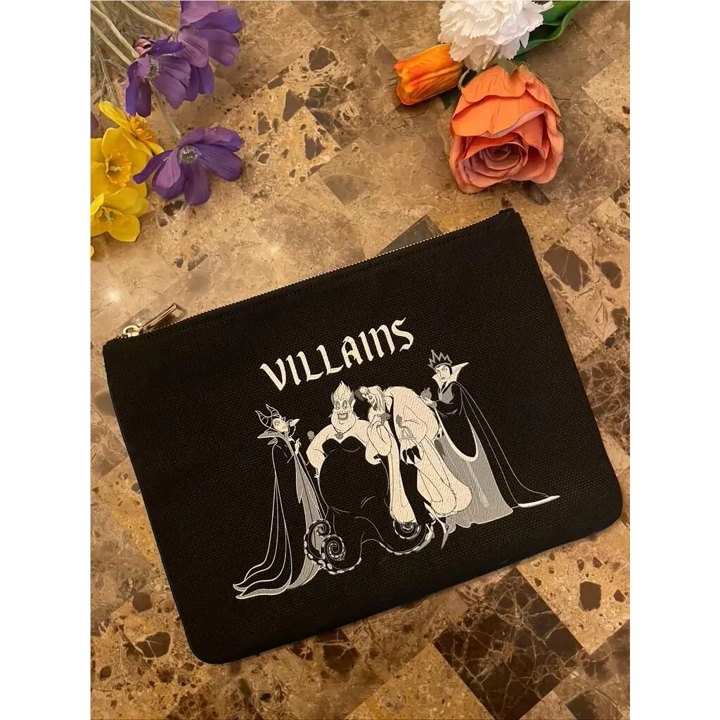 Coach Disney X Coach Large Wristlet 30 Villains Pouch Black Canvas Bag CC830