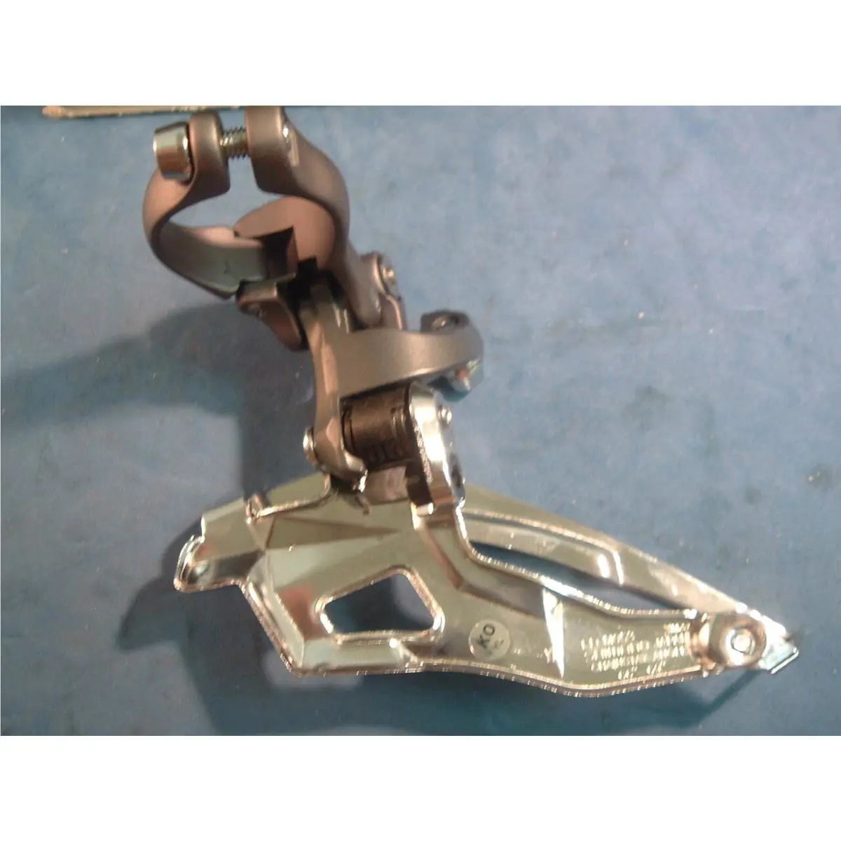 Shimano  - Deore XT - Deore - M953 - Grey & Chrome 4