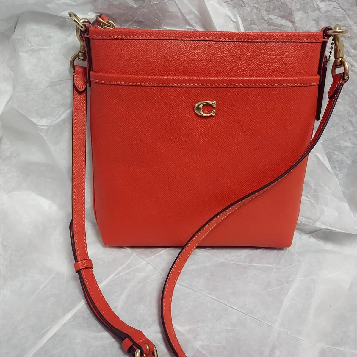 Coach CC526 Kitt Sun Orange Leather Messenger Crossbody Bag