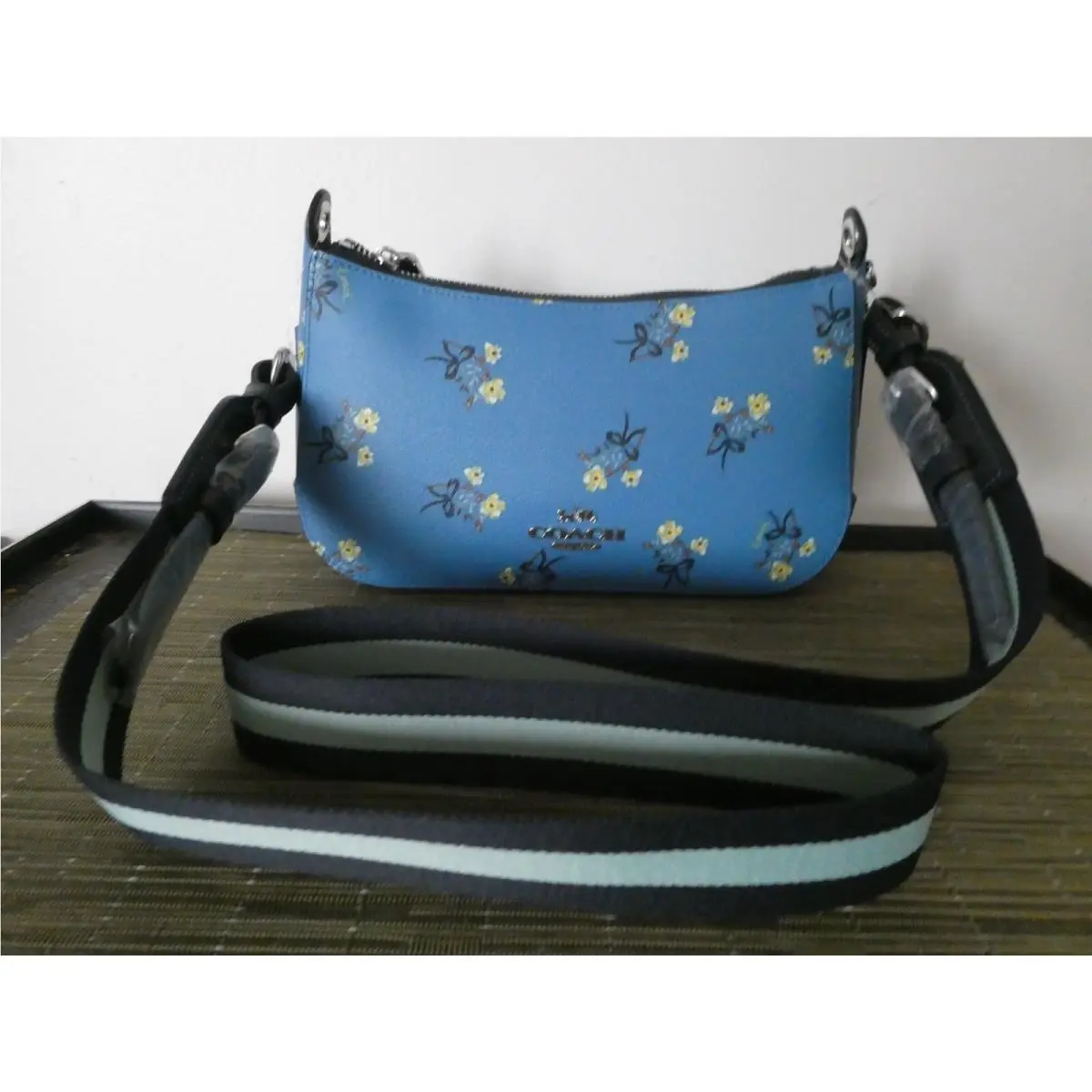 Coach Jes Blue Floral Print Crossbody Bag C6821 W/tag Retail
