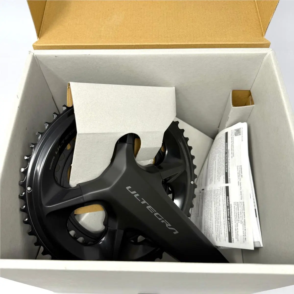 Shimano  - Shimano Ultegra FC-R8100 - Ultegra - IFCR8100DX26 - Black (UPC: 192790894058) 1
