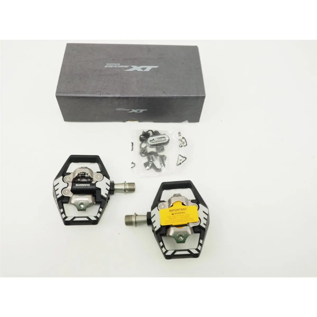Shimano XT PD-M8120 Clipless Mountain Bike Clipless Pedals w/ Cleats