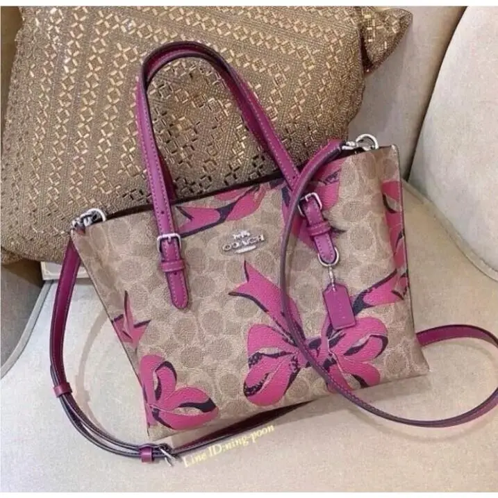 CZ767 Mollie Tote Bag 25 In Signature Canvas with Bow Print by Coach