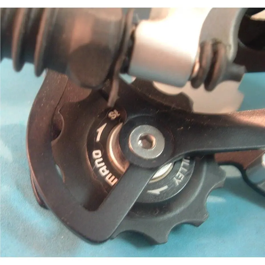 Shimano  - XTR - XTR - RD-M750 - Black / Silver (UPC: 689228009448) 1